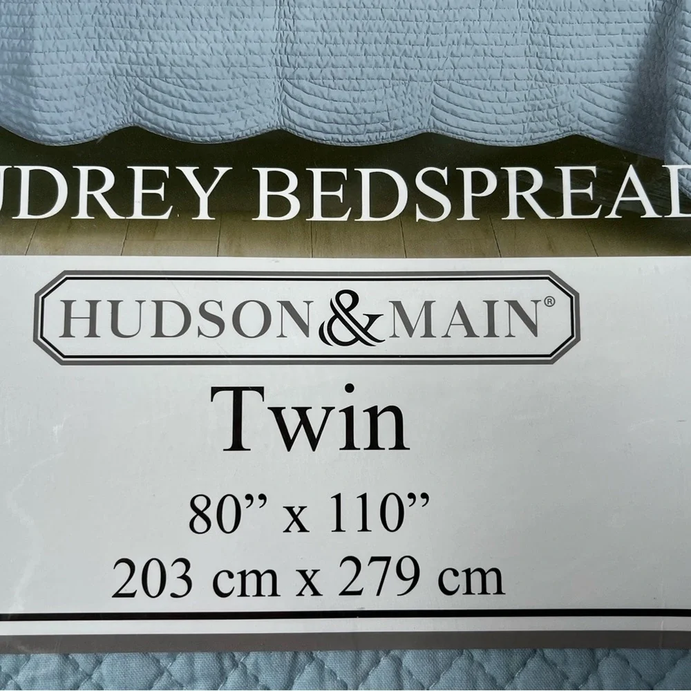 Hudson Jeans Blue Quilted Bedspread with Textured Design